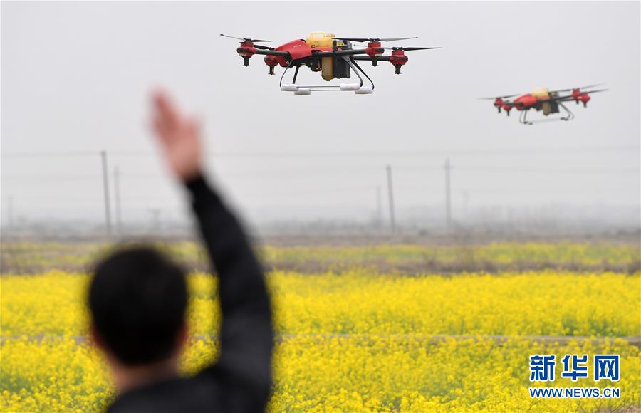 （抓好春耕備耕 穩(wěn)住農(nóng)業(yè)生產(chǎn)&middot;圖文互動）（1）智能農(nóng)機、&ldquo;訂單&rdquo;服務(wù)、&ldquo;云端&rdquo;種菜&mdash;&mdash;來自江西的春耕&ldquo;新事&rdquo;