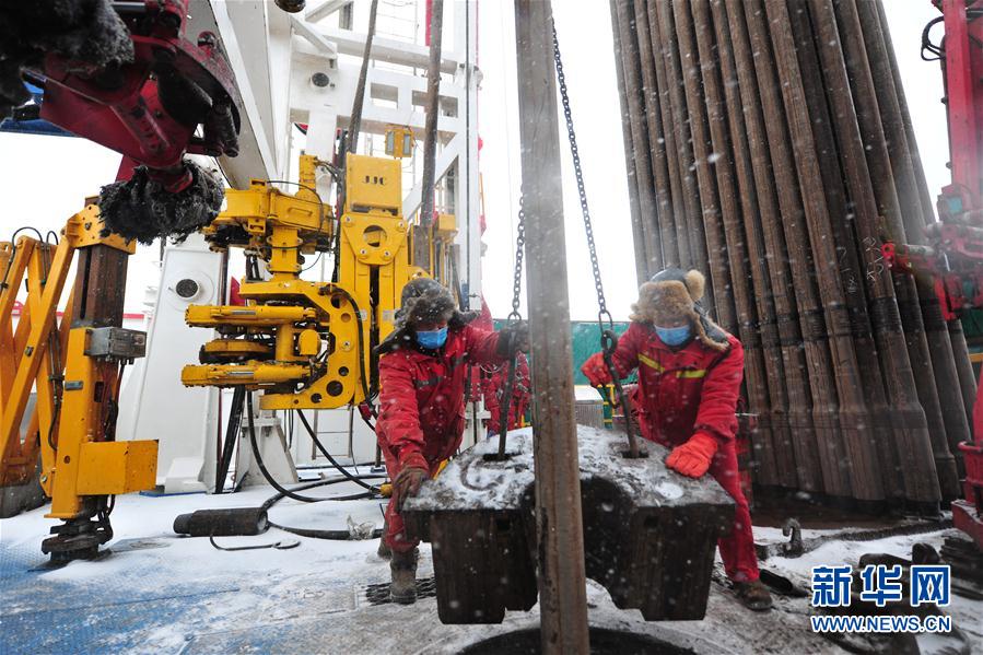 （圖文互動(dòng)）（2）大慶油田：一手抓防疫，一手抓生產(chǎn)