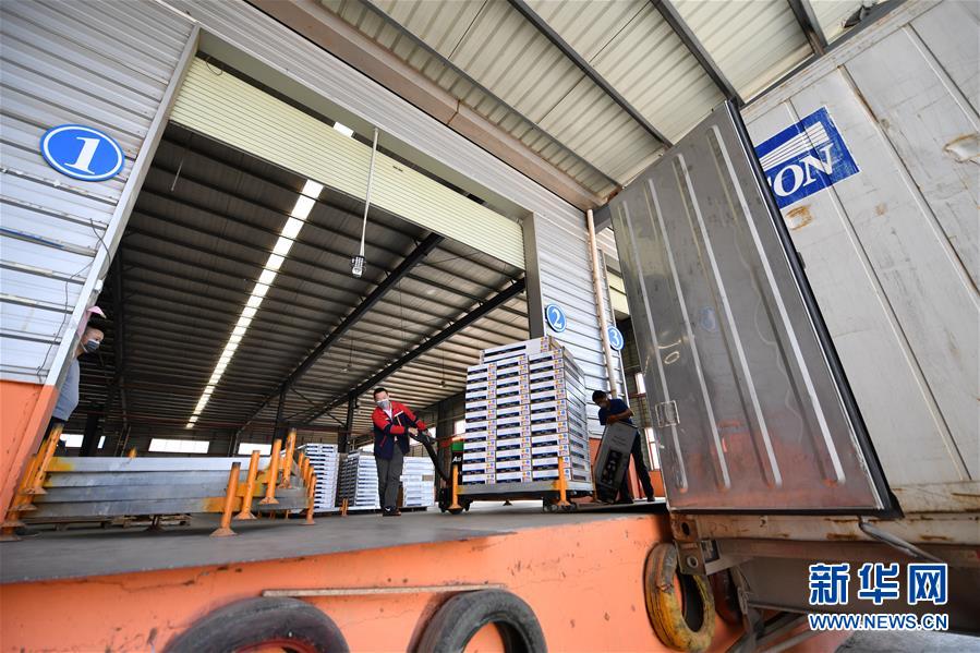 （聚焦復(fù)工復(fù)產(chǎn)&middot;圖文互動）（4）記者手記：戰(zhàn)&ldquo;疫&rdquo;中增長，這些企業(yè)做對了什么？