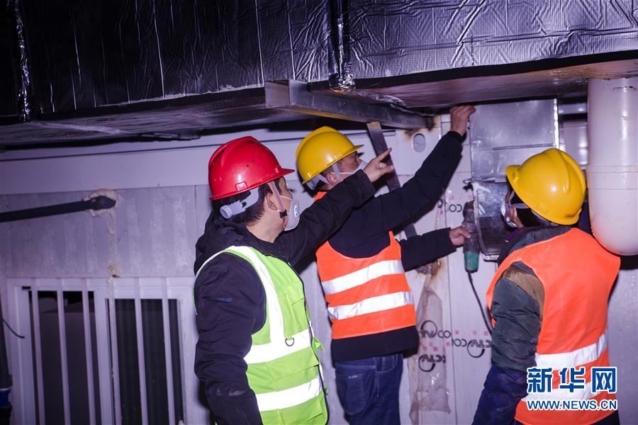 （一線抗疫群英譜&middot;圖文互動）（2）羅文浩：&ldquo;女兒，你的名字里有溫暖，有榮光！&rdquo;