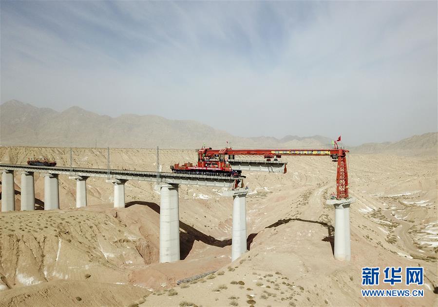 （中國(guó)經(jīng)濟(jì)新觀察&middot;圖文互動(dòng)）（2）重大投資項(xiàng)目開(kāi)復(fù)工提速 吹響中國(guó)經(jīng)濟(jì)復(fù)蘇&ldquo;沖鋒號(hào)&rdquo;