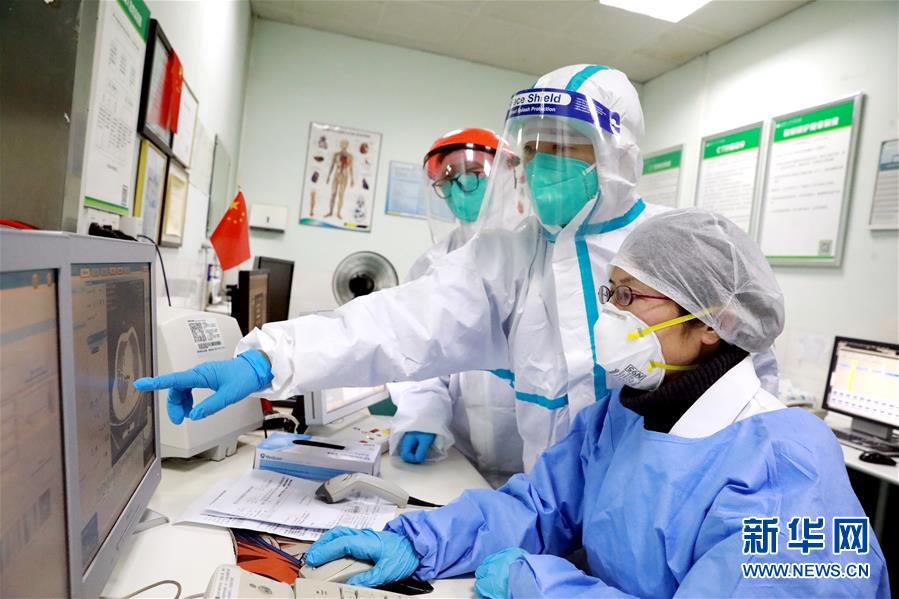 （新華全媒頭條&middot;習近平致敬的戰(zhàn)&ldquo;疫&rdquo;英雄&middot;武漢人民篇&middot;圖文互動）（6）壯哉，大武漢&mdash;&mdash;獻給英雄的武漢人民