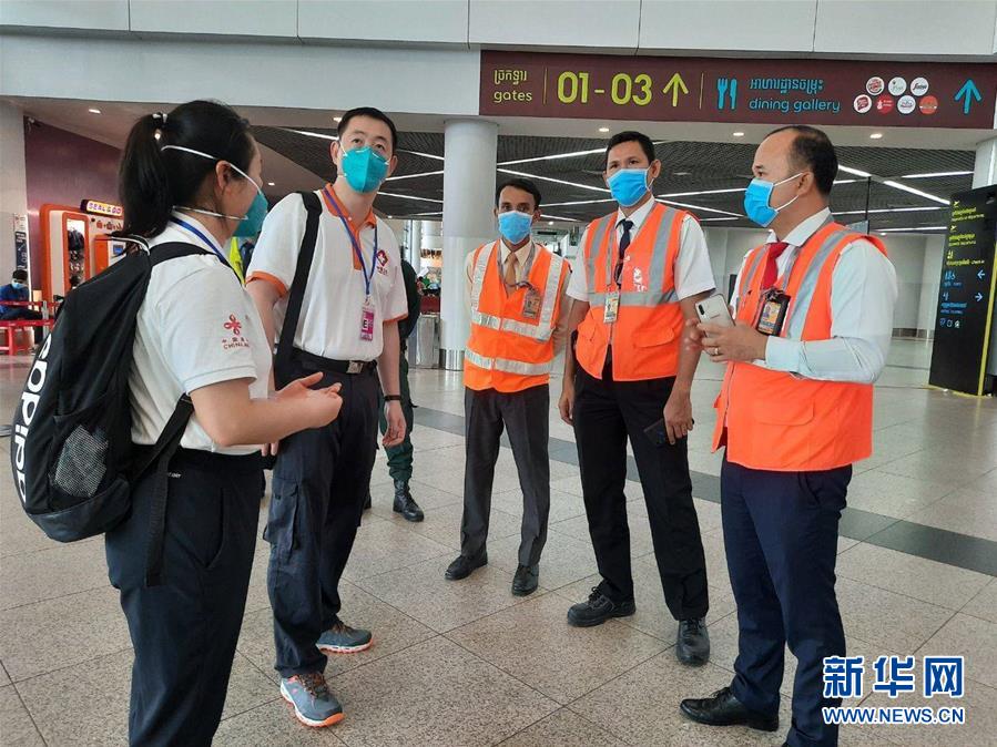 （國際疫情&middot;圖文互動）（4）&ldquo;工作忙碌又細(xì)致，經(jīng)驗豐富又專業(yè)&rdquo;&mdash;&mdash;一名柬埔寨青年眼中的中國援柬抗疫醫(yī)療專家組