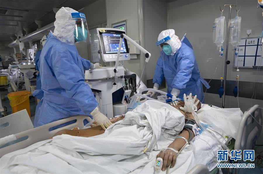 （新華全媒頭條&middot;圖文互動）（8）生命至上，人民至上&mdash;&mdash;武漢戰(zhàn)&ldquo;疫&rdquo;重癥患者救治工作紀(jì)實(shí)