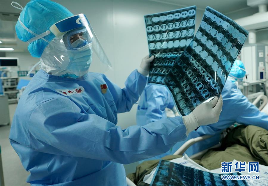 （新華全媒頭條&middot;圖文互動）（9）生命至上，人民至上&mdash;&mdash;武漢戰(zhàn)&ldquo;疫&rdquo;重癥患者救治工作紀(jì)實(shí)