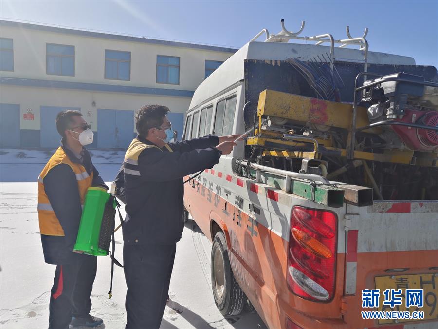 （新華全媒頭條&middot;圖文互動）（14）用腳步和忠誠守護雪域天路&mdash;&mdash;記青藏鐵路望昆線路車間副主任于本蕃