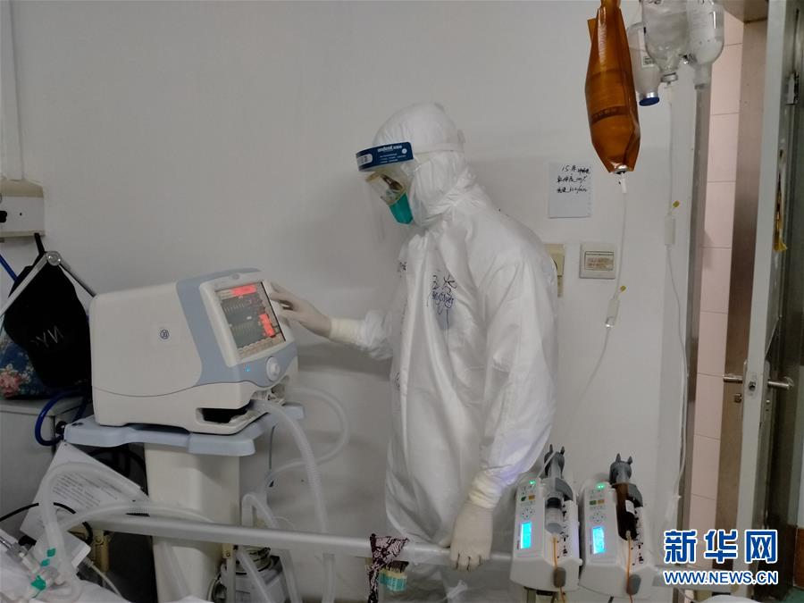 （在習(xí)近平新時(shí)代中國(guó)特色社會(huì)主義思想指引下&mdash;&mdash;新時(shí)代新作為新篇章&middot;習(xí)近平總書(shū)記關(guān)切事&middot;圖文互動(dòng)）（2）青春的顏色是什么？