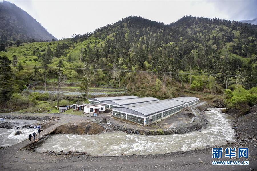 （圖文互動(dòng)）（4）從小水電到大網(wǎng)電&mdash;&mdash;西藏玉麥鄉(xiāng)民生變遷見聞