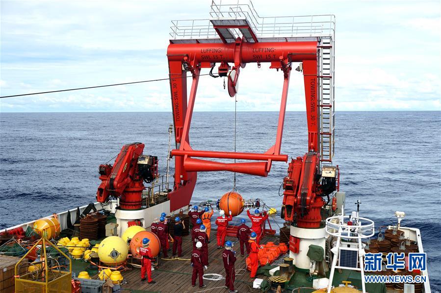 (圖文互動(dòng))(2)探索神秘“蔚藍(lán)”的“利器”--世界海洋日看我國(guó)自主研發(fā)深海探測(cè)裝備