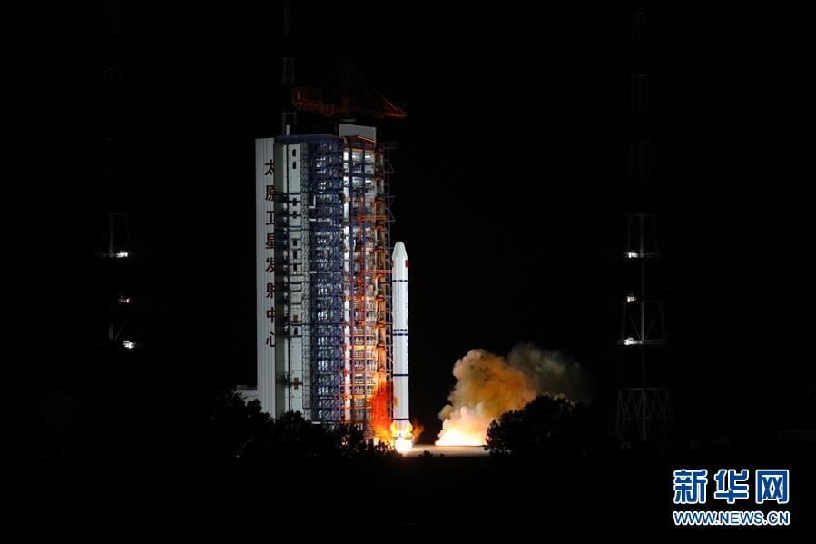 (圖文互動(dòng))(1)我國(guó)成功發(fā)射海洋一號(hào)D衛(wèi)星
