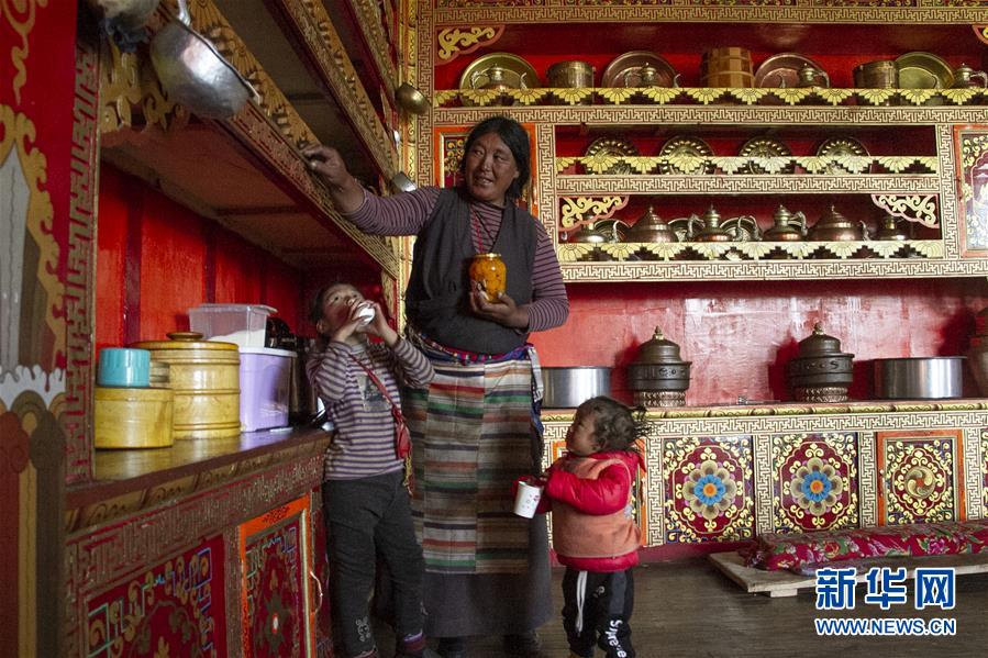 (圖文互動(dòng))(3)賬本里的牧民新生活