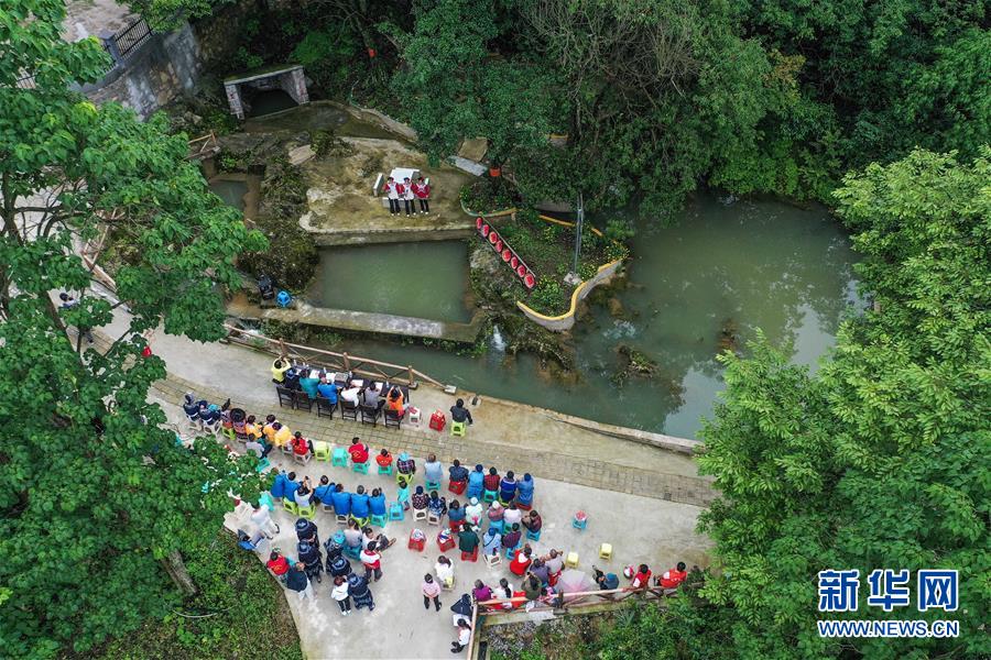 （新時(shí)代文明實(shí)踐&middot;圖文互動(dòng)）（2）文明春風(fēng)入萬(wàn)家&mdash;&mdash;新時(shí)代文明實(shí)踐中心助推黨的創(chuàng)新理論在基層落地生根