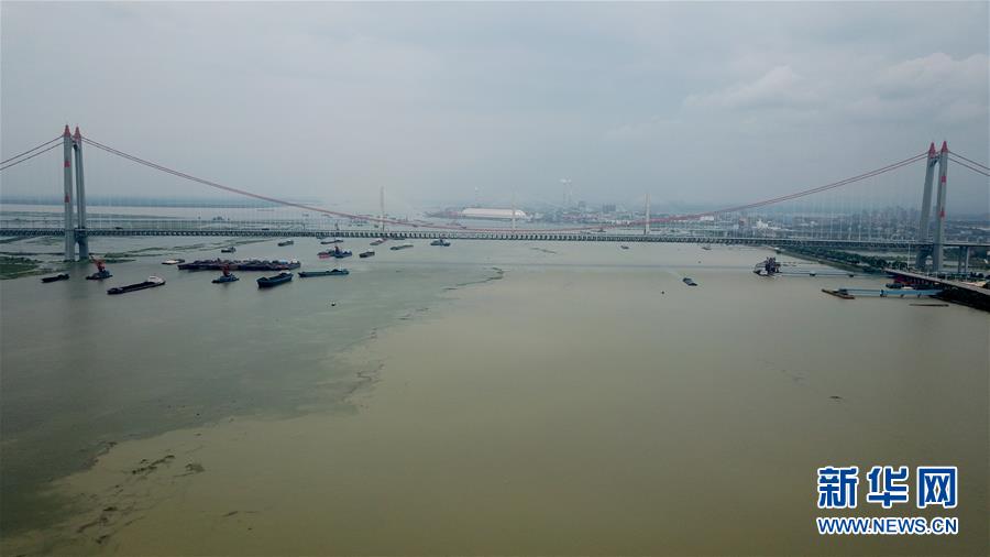 (防汛抗洪·圖文互動)(1)八百里洞庭戰(zhàn)“懸湖”