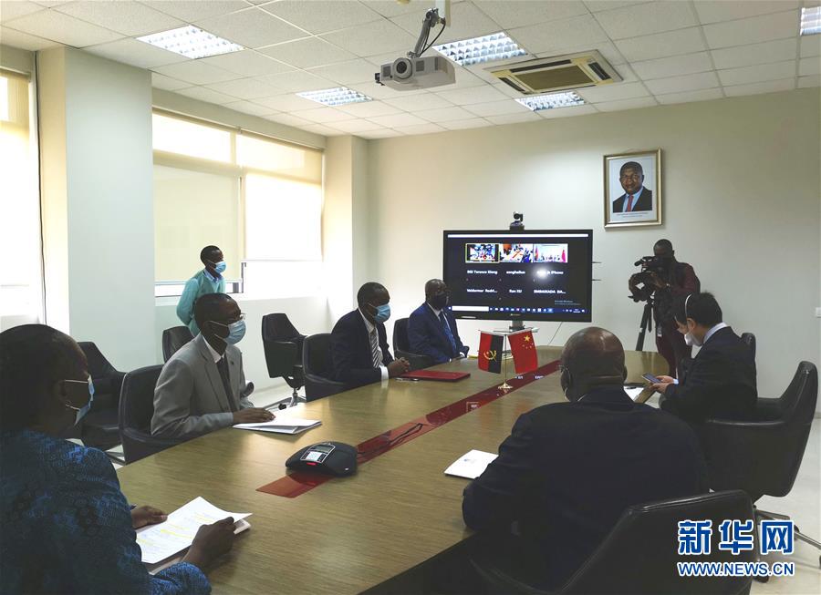 (國際疫情)安哥拉簽約建設(shè)華大“火眼”實(shí)驗室