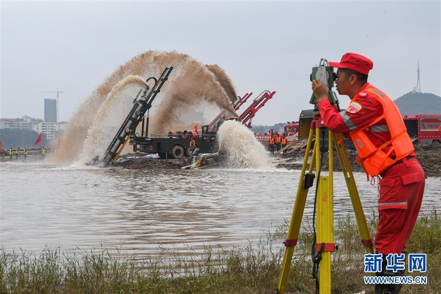 （新華全媒頭條&middot;圖文互動）（10）抗洪利器助力抗洪一線