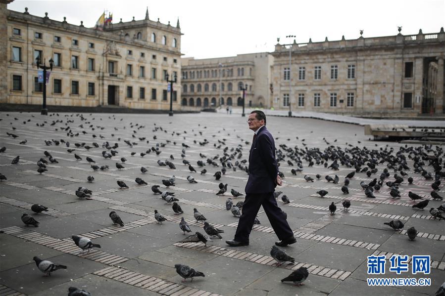 （國際&middot;圖文互動）（7）特稿：穿越寒暑 無問西東&mdash;&mdash;寫在新冠疫情構(gòu)成&ldquo;國際關(guān)注的突發(fā)公共衛(wèi)生事件&rdquo;半年之際