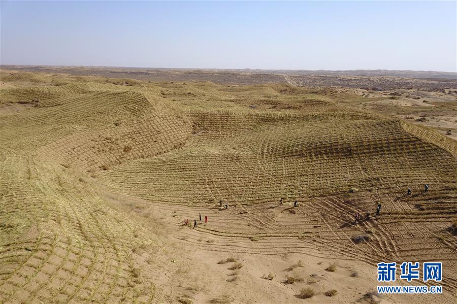 （在習(xí)近平新時(shí)代中國(guó)特色社會(huì)主義思想指引下&mdash;&mdash;新時(shí)代新作為新篇章&middot;習(xí)近平總書(shū)記關(guān)切事&middot;圖文互動(dòng)）（4）綠色映底蘊(yùn)，山水見(jiàn)初心&mdash;&mdash;生態(tài)優(yōu)先、綠色發(fā)展持續(xù)造福群眾美好生活