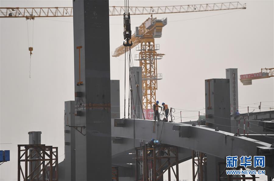 (新華全媒頭條·圖文互動)(10)“1毫米”之內(nèi)的智慧與引領(lǐng)——寫在智能高鐵京雄城際全線軌道貫通之際