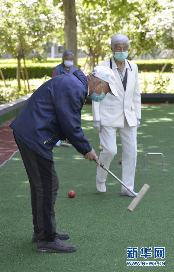 （走向我們的小康生活&middot;圖文互動）（5）北京&ldquo;老有所養(yǎng)&rdquo;的床邊、身邊、周邊事