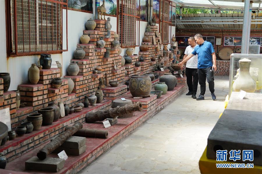 （新華全媒頭條&middot;走向我們的小康生活&middot;圖文互動(dòng)）（9）長(zhǎng)城腳下，小康村串成&ldquo;珍珠鏈&rdquo;