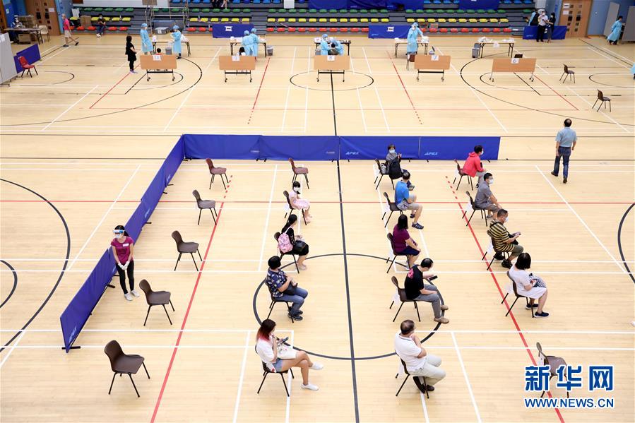 （圖文互動）（3）&ldquo;身為醫(yī)護人員一分子，應該出來幫忙&rdquo;&mdash;&mdash;參與新冠病毒社區(qū)檢測的香港醫(yī)護人員速寫