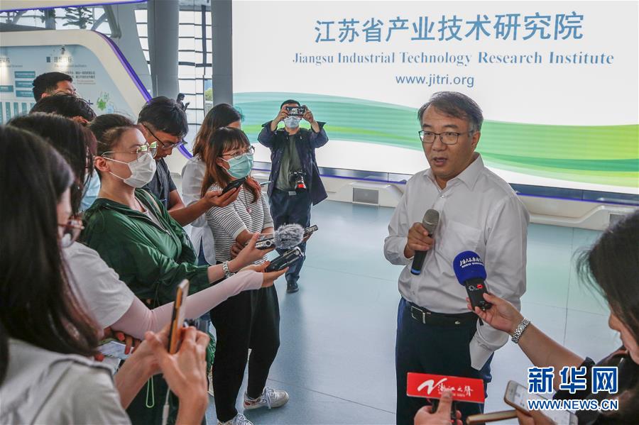 （在習(xí)近平新時(shí)代中國(guó)特色社會(huì)主義思想指引下&mdash;&mdash;新時(shí)代新作為新篇章&middot;習(xí)近平總書(shū)記關(guān)切事&middot;圖文互動(dòng)）（4）&ldquo;從0到1&rdquo;的堅(jiān)守與突破：攀登科學(xué)高峰的那些&ldquo;一生一事&rdquo;