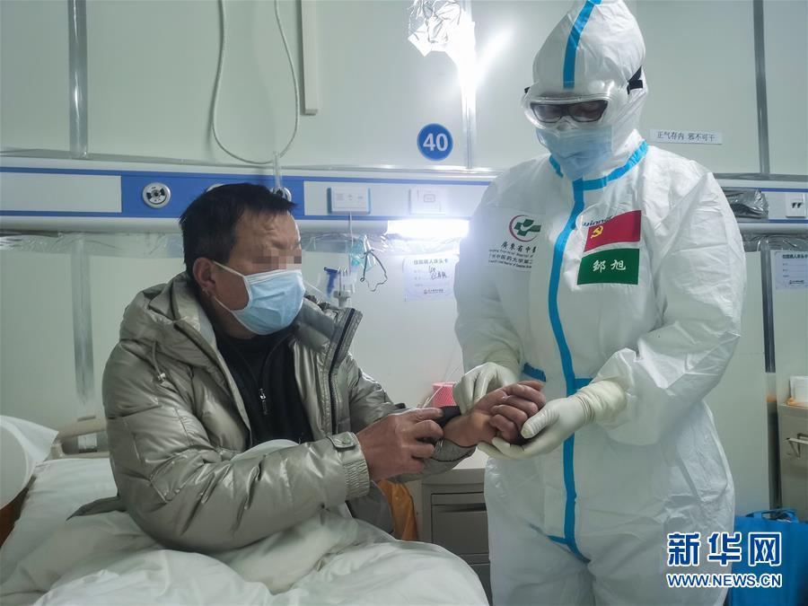 （抗疫一線醫(yī)務(wù)人員英雄群體&middot;圖文互動）（2）合力護(hù)航生命之舟&mdash;&mdash;遼寧、上海、廣東等醫(yī)療隊聯(lián)手決戰(zhàn)雷神山