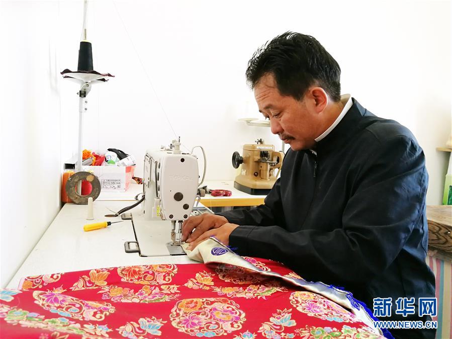 (決戰(zhàn)決勝脫貧攻堅·圖文互動)(1)“吹響”幸福的白海螺——青海易地扶貧搬遷見聞