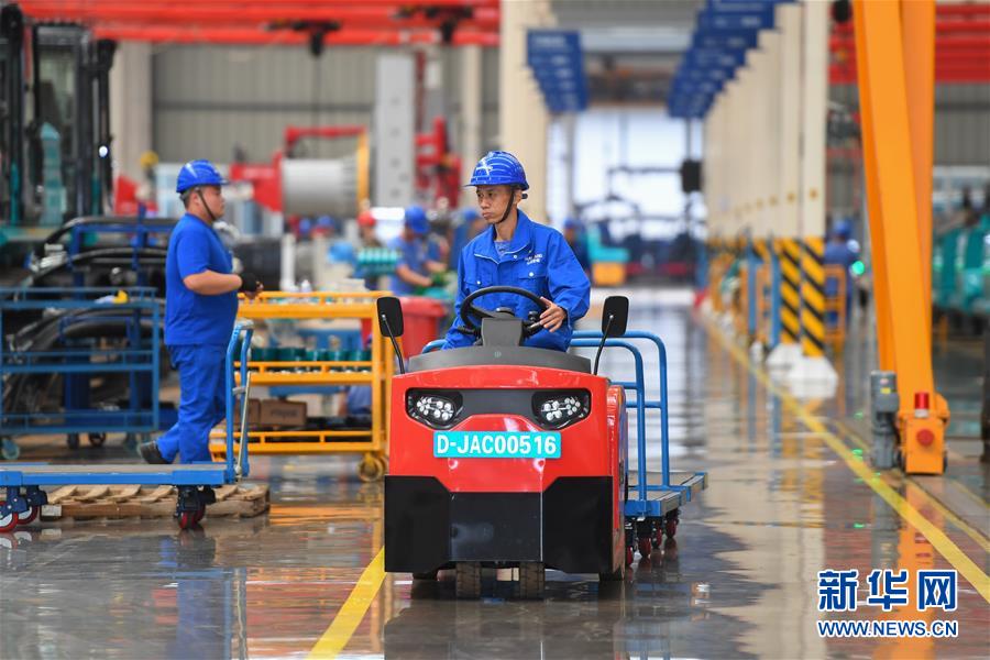 (在習(xí)近平新時(shí)代中國(guó)特色社會(huì)主義思想指引下——新時(shí)代新作為新篇章·習(xí)近平總書(shū)記關(guān)切事·圖文互動(dòng))(4)推動(dòng)高質(zhì)量發(fā)展 “湘”當(dāng)有作為