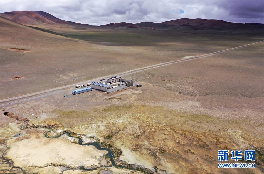 （新華全媒頭條&middot;走向我們的小康生活&middot;決戰(zhàn)決勝脫貧攻堅&middot;圖文互動）（3）兩次遷徙&ldquo;搬窮&rdquo;記&mdash;&mdash;海拔最高縣雙湖的&ldquo;戰(zhàn)貧故事&rdquo;