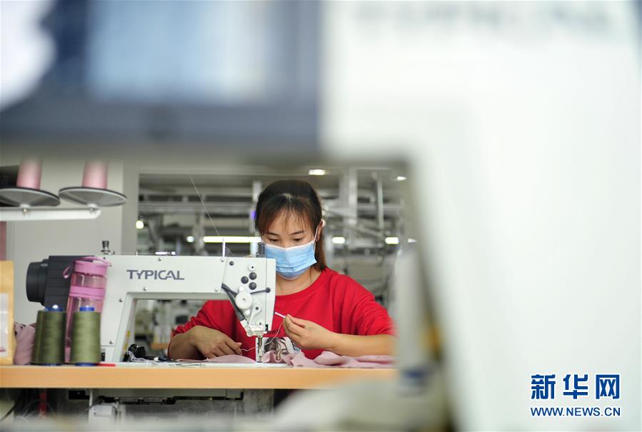 （中國(guó)網(wǎng)事&middot;圖文互動(dòng)）（6）一場(chǎng)&ldquo;遷徙&rdquo;，幾番&ldquo;播種&rdquo;&mdash;&mdash;記京津冀協(xié)同發(fā)展中的&ldquo;探路者&rdquo;