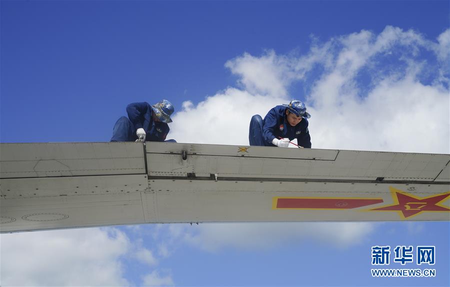 （在習(xí)近平強軍思想指引下&middot;我們在戰(zhàn)位報告&middot;圖文互動）（1）偵天探海 狩獵?？?mdash;&mdash;南部戰(zhàn)區(qū)海軍航空兵某師加速轉(zhuǎn)型提升新質(zhì)戰(zhàn)斗力記事