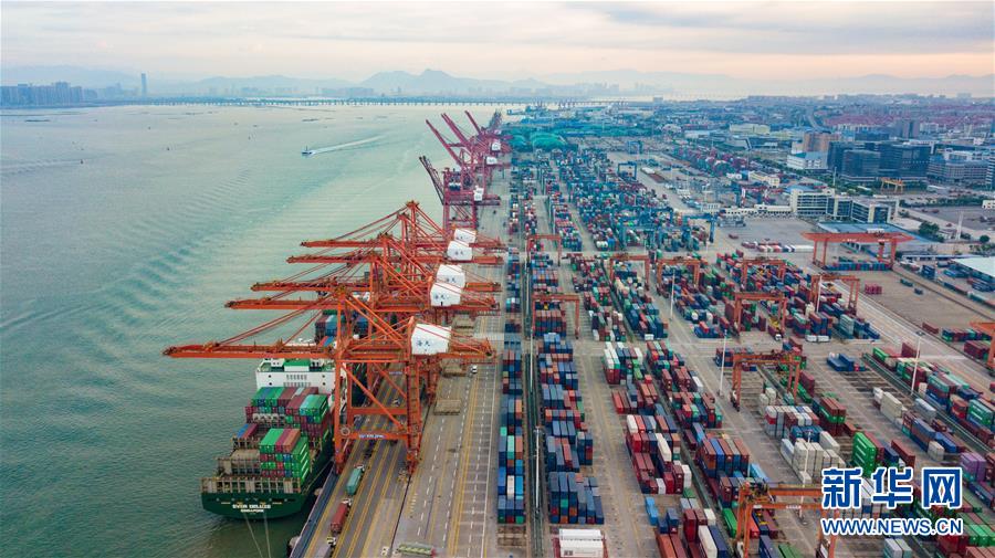 （在習(xí)近平新時(shí)代中國(guó)特色社會(huì)主義思想指引下&mdash;&mdash;新時(shí)代新作為新篇章&middot;習(xí)近平總書(shū)記關(guān)切事&middot;圖文互動(dòng)）（5）我家大門常打開(kāi)&mdash;&mdash;經(jīng)濟(jì)特區(qū)全方位對(duì)外開(kāi)放故事