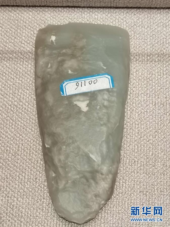 （文化視點(diǎn)&middot;聽文物講故事&middot;圖文互動(dòng)）（2）豪橫！古人扛著玉斧在羅布泊打獵