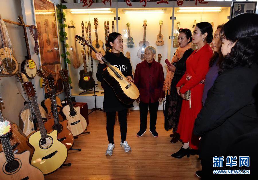 （全面建成小康社會&ldquo;百城千縣萬村調(diào)研行&rdquo;&middot;圖文互動）（3）河北周窩：&ldquo;音樂小鎮(zhèn)&rdquo;奏響鄉(xiāng)村振興協(xié)奏曲