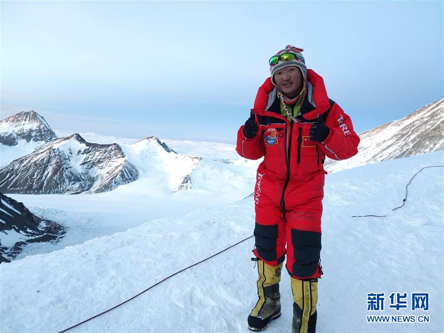 （新華全媒頭條&middot;青春的夢(mèng)想　青春的奮斗&middot;圖文互動(dòng)）（1）二〇二一&mdash;&mdash;二〇三五：照見(jiàn)你我青春路