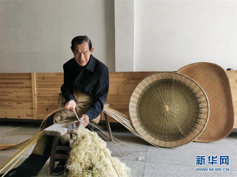 （決戰(zhàn)決勝脫貧攻堅&middot;圖文互動）（4）咬定&ldquo;茶&rdquo;山不放松&mdash;&mdash;安徽大別山區(qū)石佛村依靠茶產業(yè)脫貧致富見聞