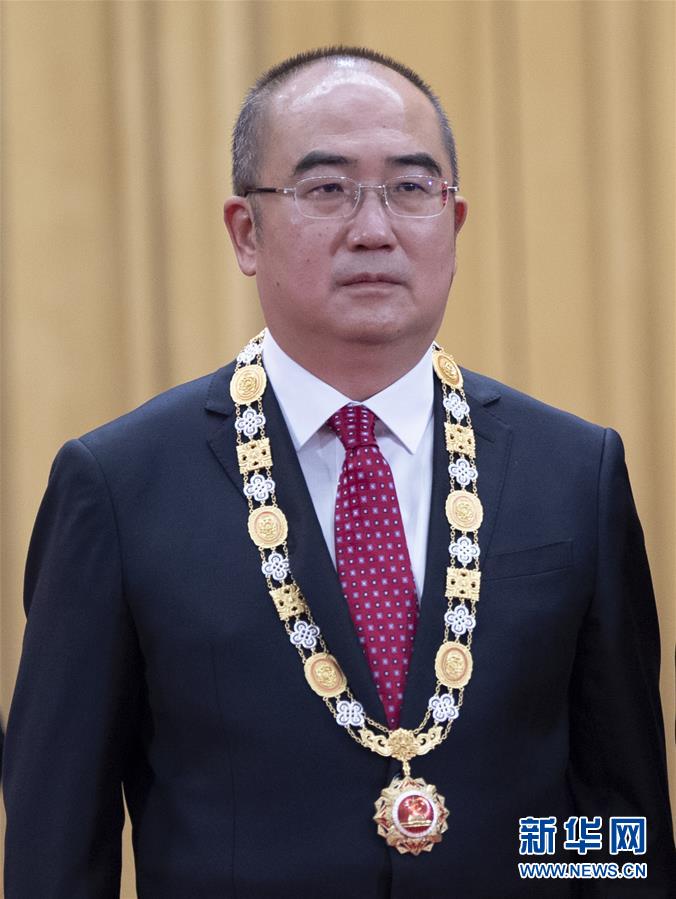 （抗疫先進事跡&middot;圖文互動）（1）張定宇：疫情&ldquo;暴風眼&rdquo;里，&ldquo;漸凍&rdquo;之軀與時間賽跑