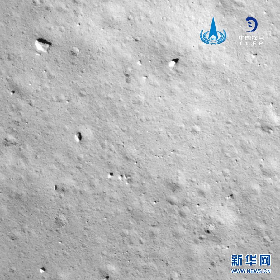 （嫦娥五號探月）（5）嫦娥五號探測器實(shí)施動力下降并成功著陸