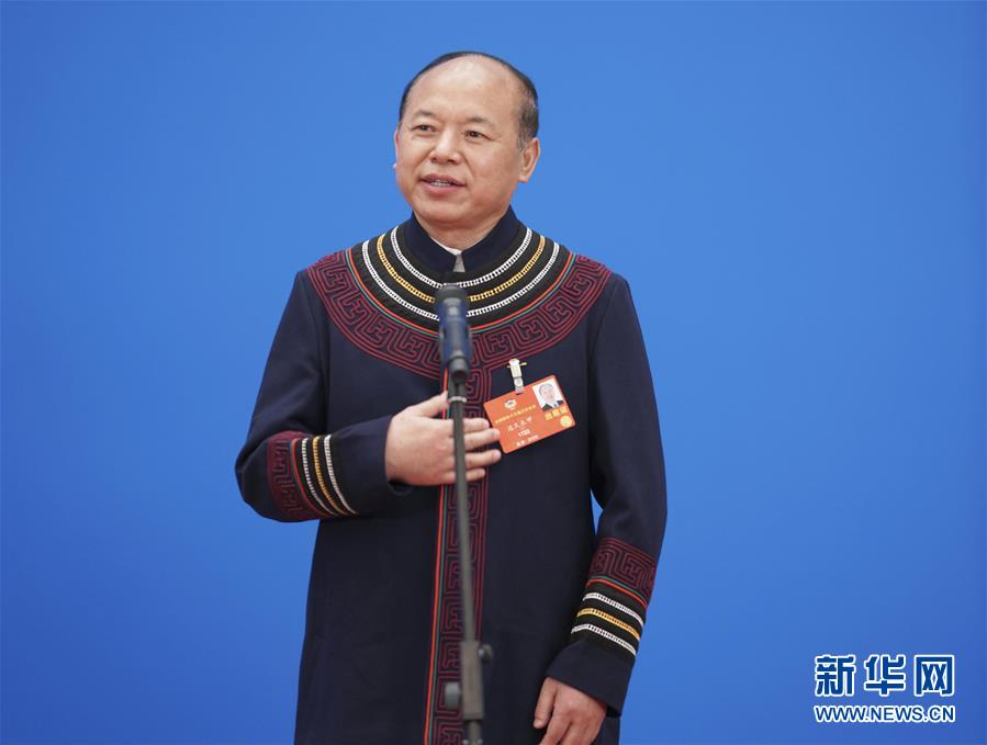 (新華全媒頭條·兩會(huì)特別報(bào)道·圖文互動(dòng))(4)凝聚起決戰(zhàn)決勝的人民偉力——2020年全國(guó)兩會(huì)巡禮