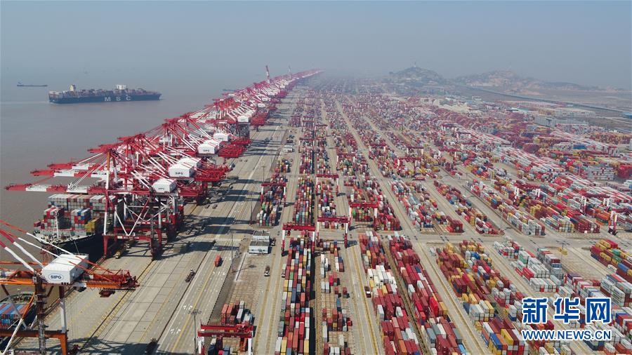 (新華全媒頭條·兩會(huì)精神看落實(shí)·圖文互動(dòng))(9)培育新機(jī) 開辟新局——落實(shí)全國(guó)兩會(huì)精神激發(fā)經(jīng)濟(jì)發(fā)展新動(dòng)能述評(píng)