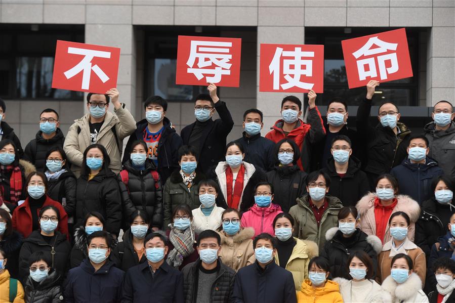 (在習(xí)近平新時(shí)代中國特色社會(huì)主義思想指引下——新時(shí)代新作為新篇章·習(xí)近平總書記關(guān)切事·圖文互動(dòng))(1)鑄成防疫“鐵軍”——基層防疫“硬核”故事