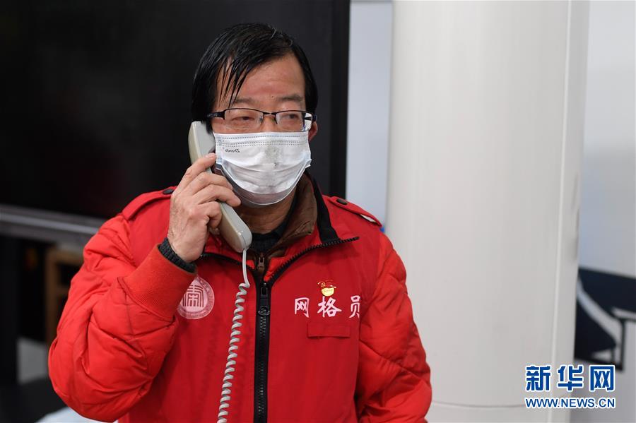 (在習(xí)近平新時(shí)代中國特色社會(huì)主義思想指引下——新時(shí)代新作為新篇章·習(xí)近平總書記關(guān)切事·圖文互動(dòng))(5)鑄成防疫“鐵軍”——基層防疫“硬核”故事