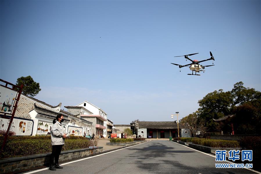 (在習(xí)近平新時(shí)代中國(guó)特色社會(huì)主義思想指引下——新時(shí)代新作為新篇章·習(xí)近平總書記關(guān)切事·圖文互動(dòng))(6)科學(xué)的“硬核力量”——來自抗疫一線的報(bào)告