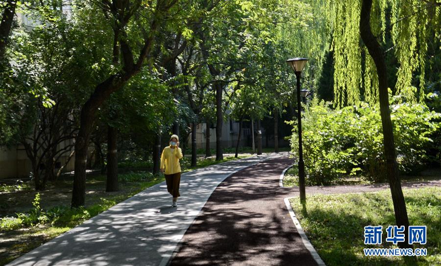 （總書記推動的改革身邊事&middot;文化改革篇）（3）特寫：&ldquo;生活便利了，環(huán)境變美了，人也舒心了&rdquo; &mdash;&mdash;感受基層文明實踐站里的惠民服務