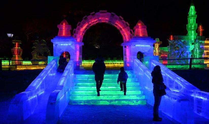 &ldquo;炫彩&rdquo;冰雪節(jié)