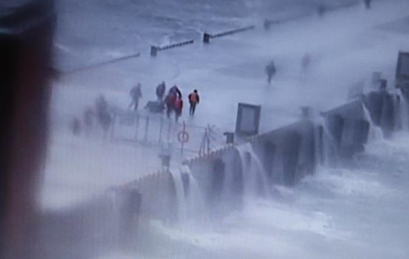 追記為保護(hù)國家某重點(diǎn)試驗(yàn)平臺壯烈犧牲的3位勇士黃群、宋月才、姜開斌