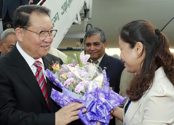 李長(zhǎng)春抵達(dá)達(dá)卡開始訪問(wèn)孟加拉國(guó)