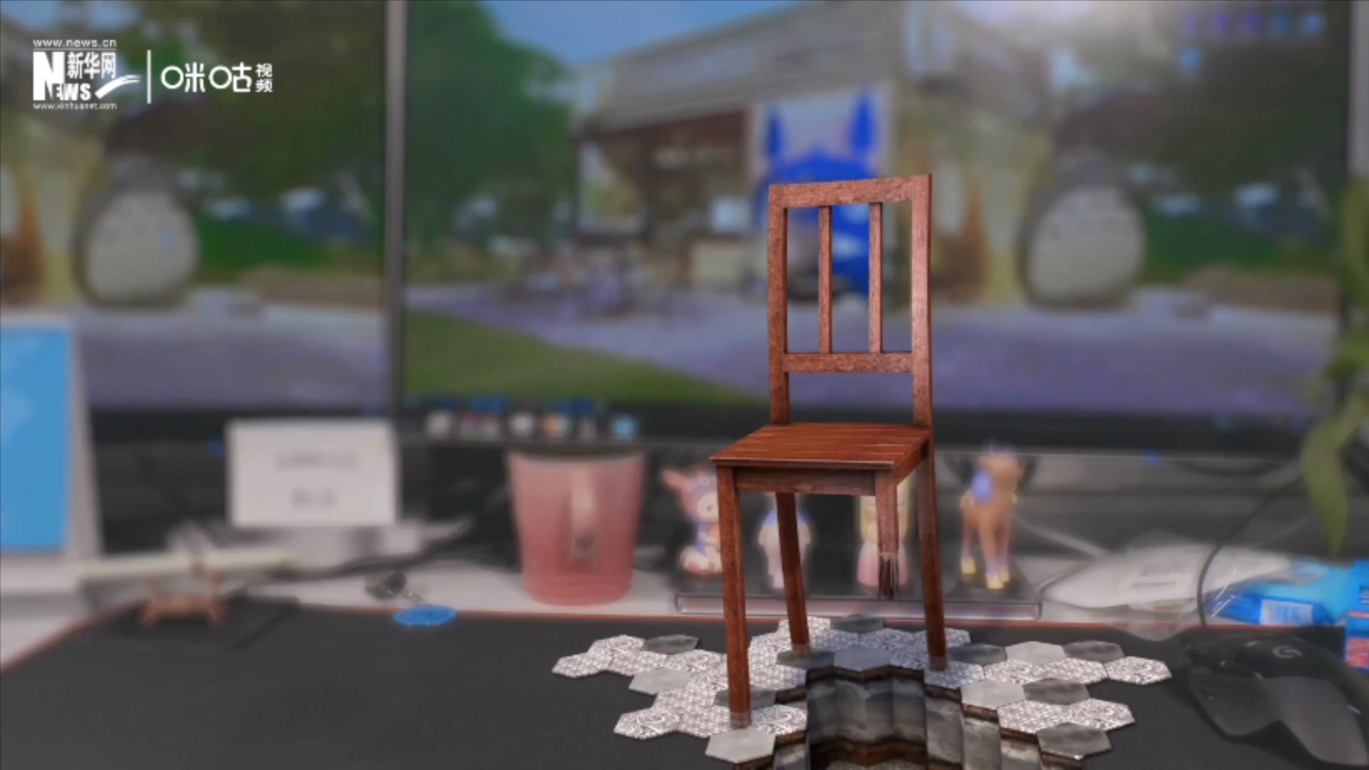 椅子重5噸，高達(dá)12米，椅背有兩層樓高