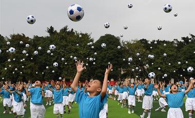 到校園去！國產(chǎn)體育品牌的&ldquo;市場下沉&rdquo;之路走得順暢嗎？